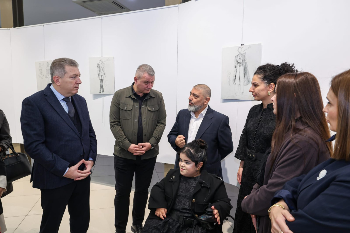 Irmak Can Kaydı’dan ilk moda sergisi: “Bir Hayalin Kıyısında” sanatseverlerle buluştu