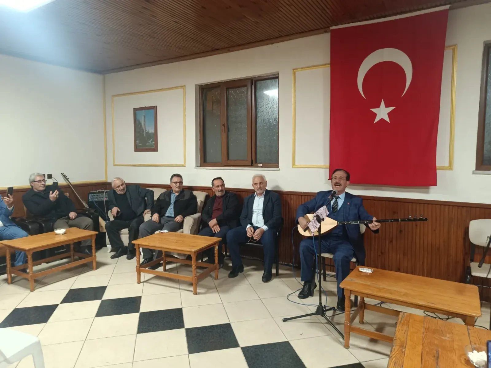 Sakarya Erzurumlular Derneği’nde Aşıklar Gecesi büyük ilgi gördü