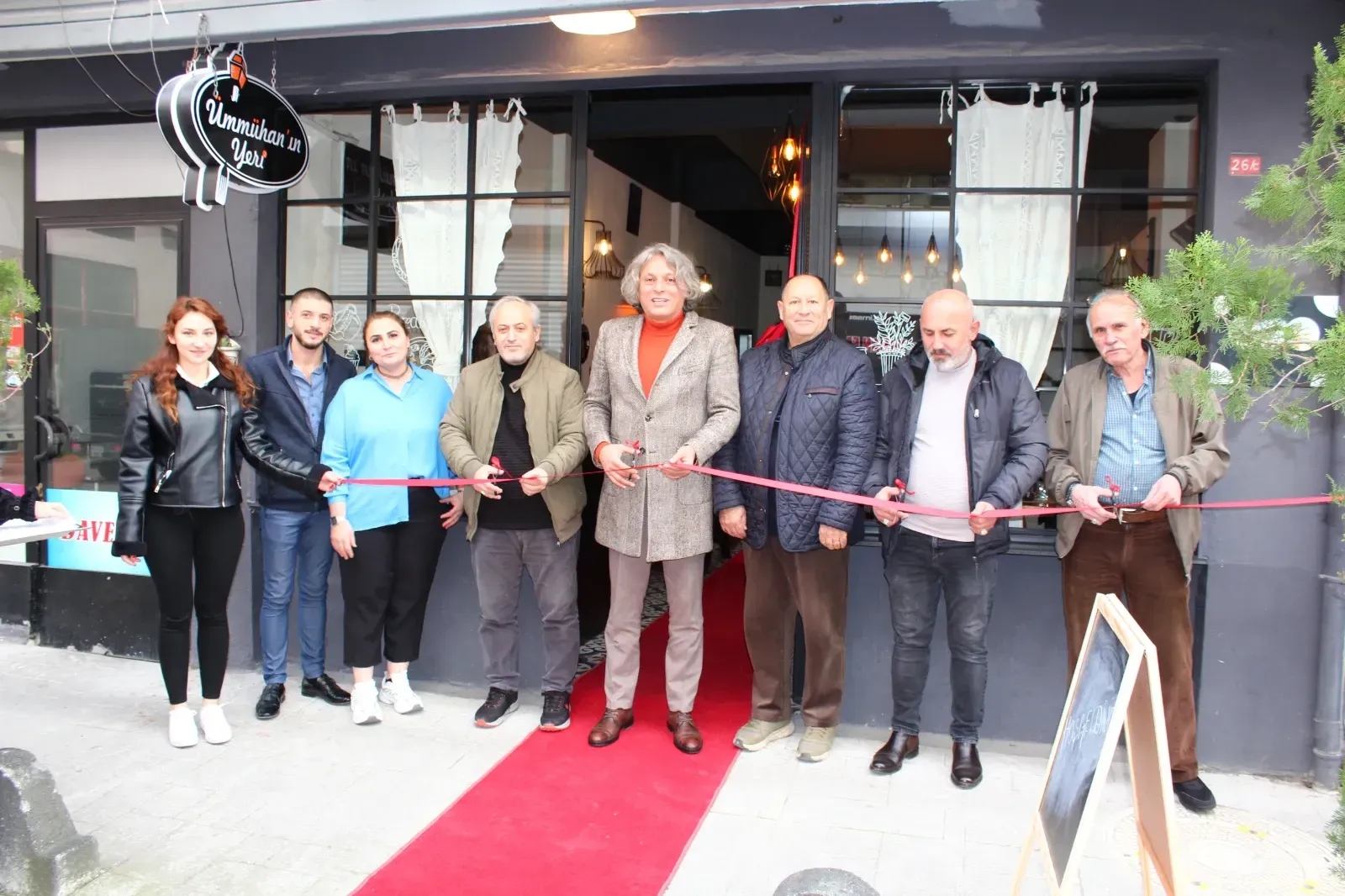 Adapazarı'na yeni bir lezzet durağı: Ümmühan'ın Yeri ikinci şubesiyle hizmete girdi