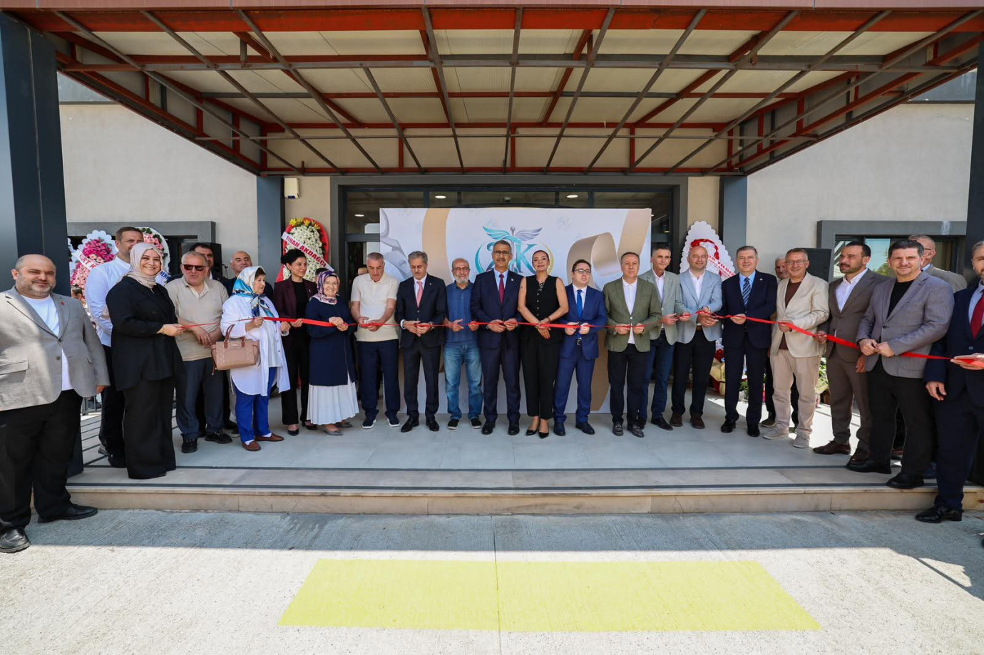 Op. Dr. Zahide Kurt Kliniği törenle hizmete açıldı