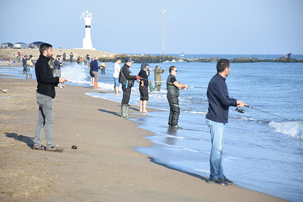 Karasuda Balıkçılar Yarışa Girdi