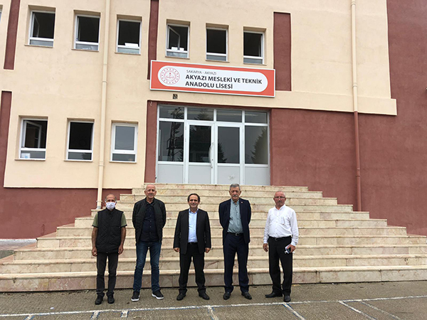 ALAAĞAÇ İLKÖĞRETİM OKULU’NUN KENDİ ARSASI YOK MU?