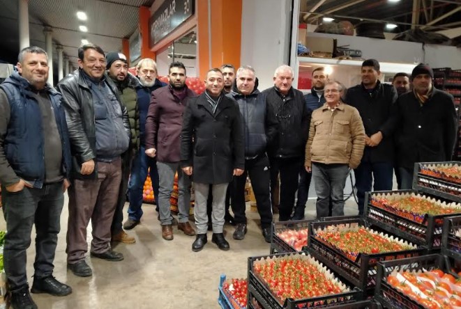 ''Esnaf, Demir ve yönetimine güveniyor''