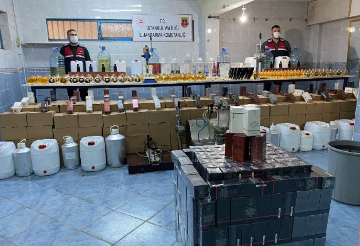 İstanbul’da 70 bin şişe sahte parfüm ele geçirildi