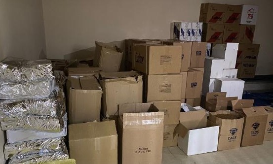 Esenler'de kaçak işletilen sigara imalathanesine operasyon