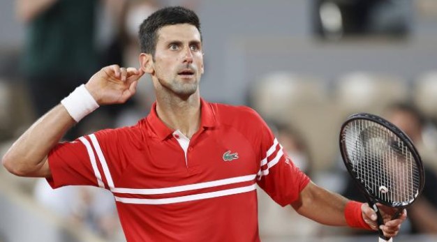 Kuralları esnetmediler Dünya 1 numarası Djokovic ülkeden sınır dışı edildi