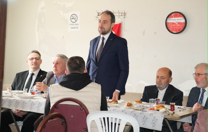 Ömer Abdullah Ayhan, 