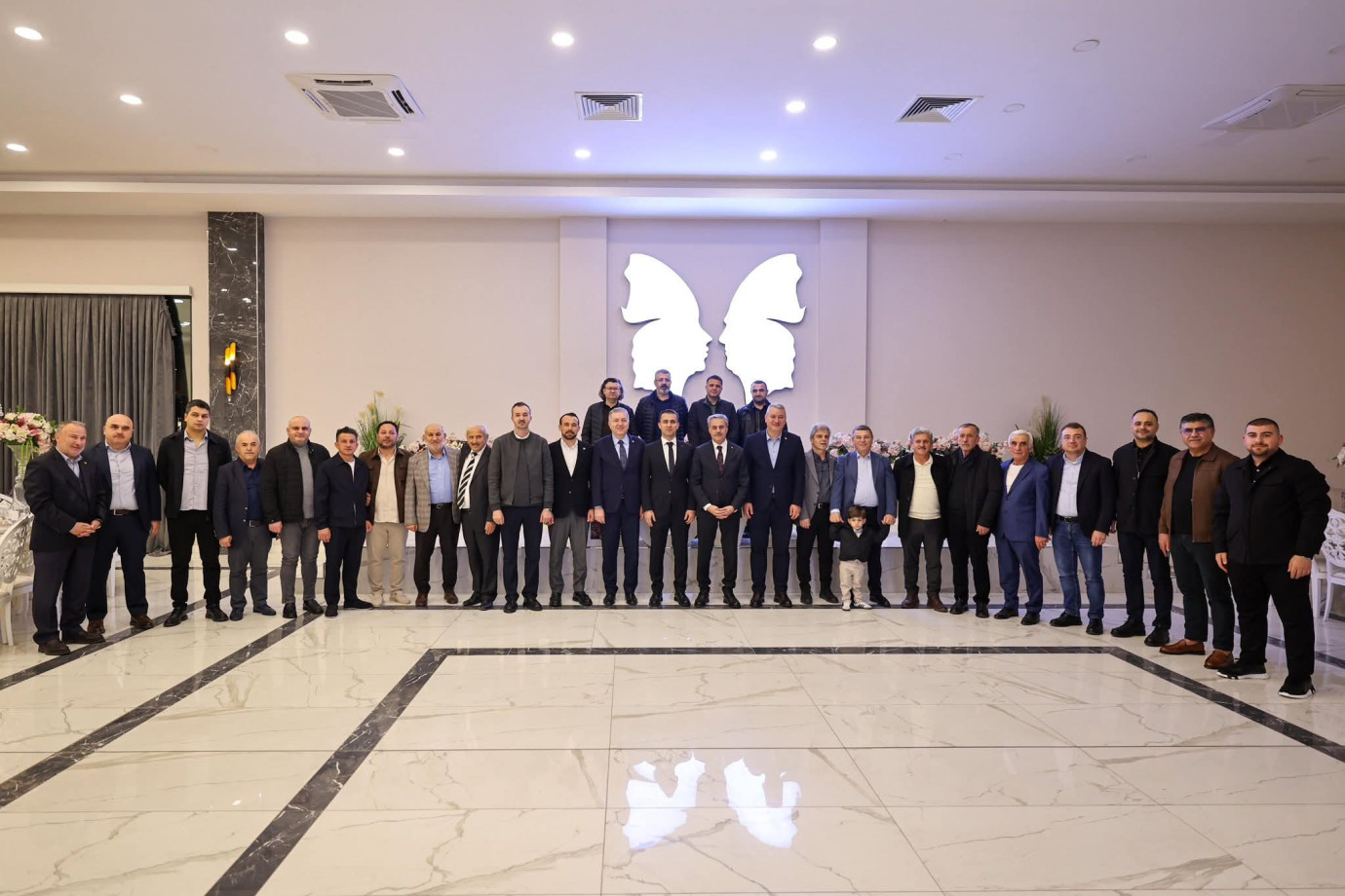 Sakarya protokolü Haldızoğlu Ailesinin mutlu gününde buluştu