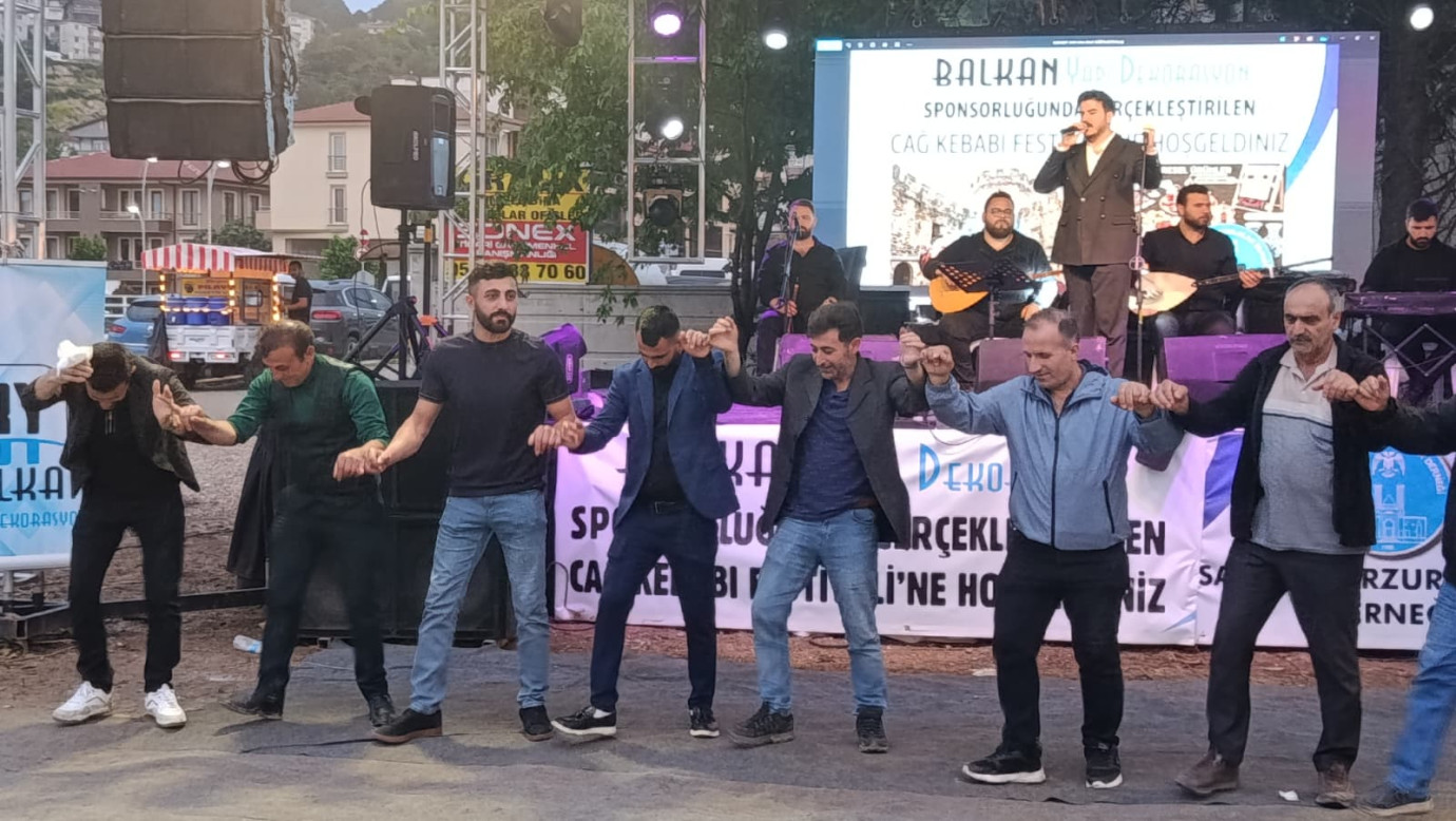 Erzurum Cağ Kebabı Festivali final yaptıErzurum Cağ Kebabı Festivali final yaptı