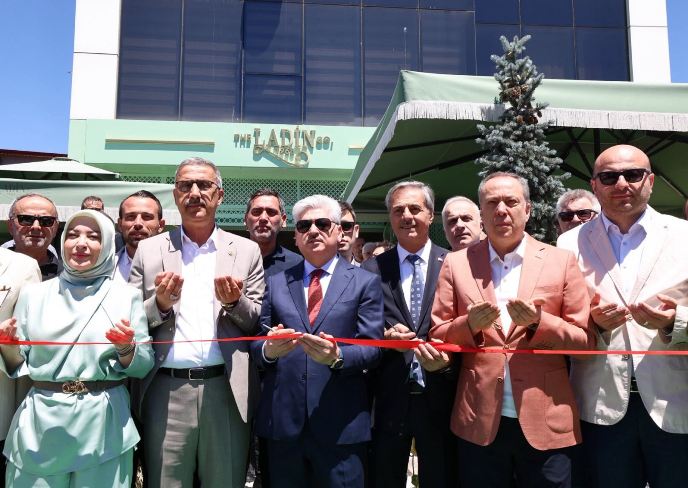 The Ladin Serdivan Şubesi görkemli törenle açıldı